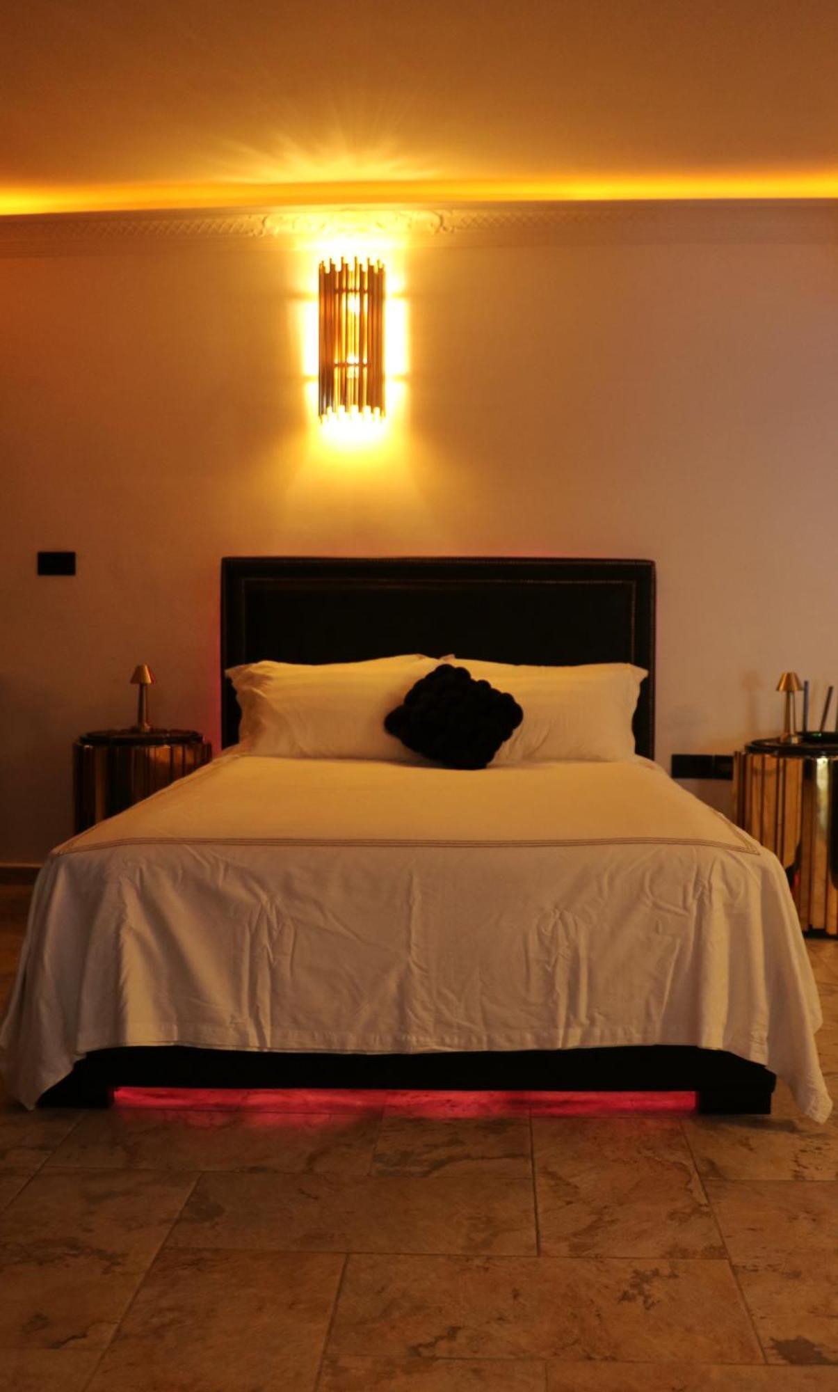 Olga Luxury I 5 Min From Airport I Location I Traditional Village Appartement