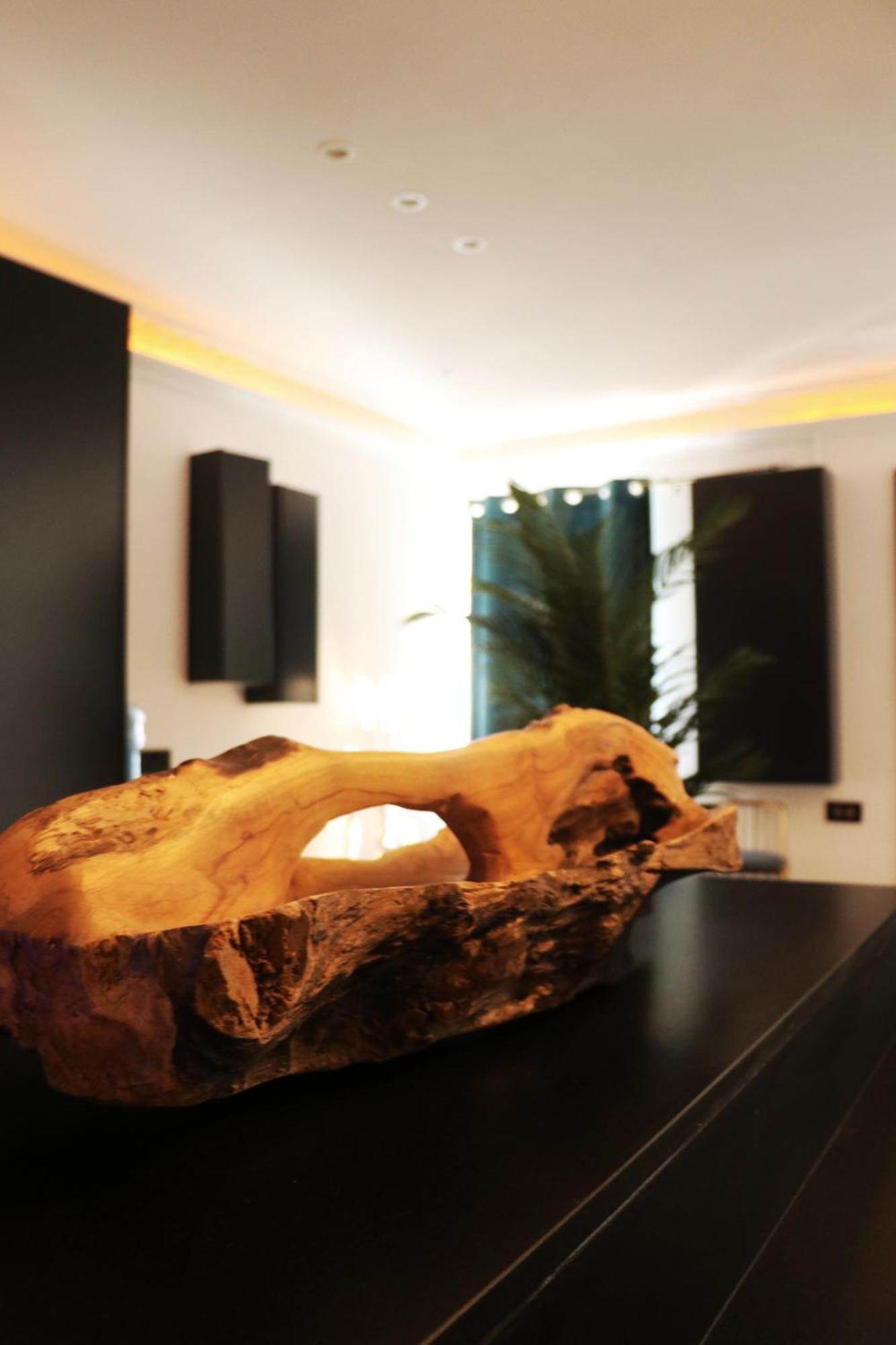 Olga Luxury I 5 Min From Airport I Location I Traditional Village Appartement