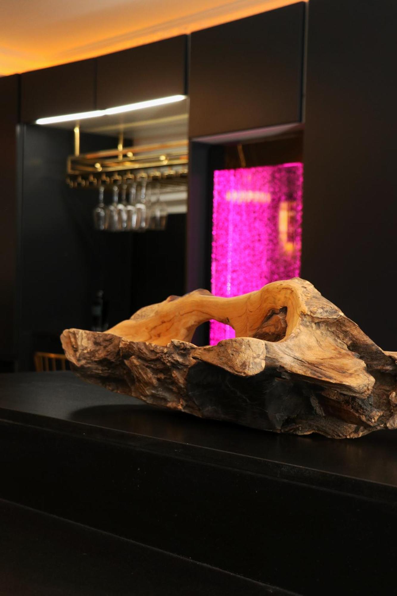 Olga Luxury I 5 Min From Airport I Location I Traditional Village *